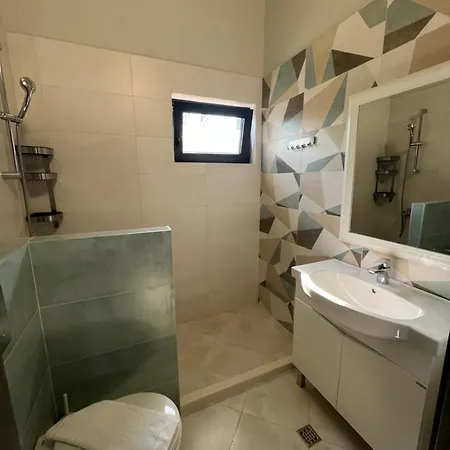 за гости крайморие парк