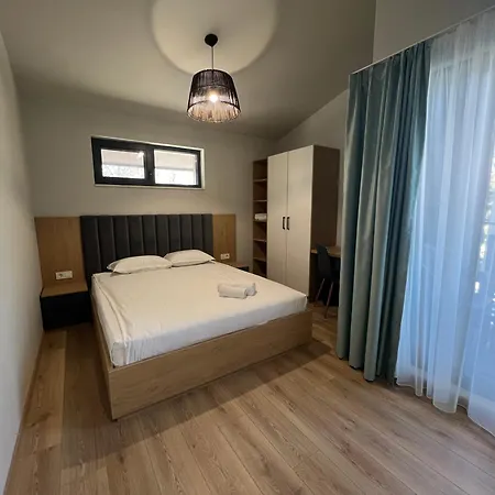 за гости крайморие парк * Бургас