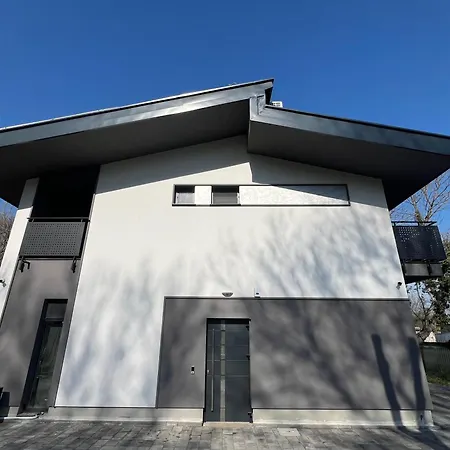 за гости крайморие парк Гостевой дом Бургас