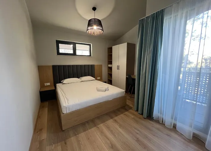 за гости крайморие парк * Бургас