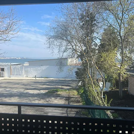 Casa de hóspedes за гости крайморие парк Burgas