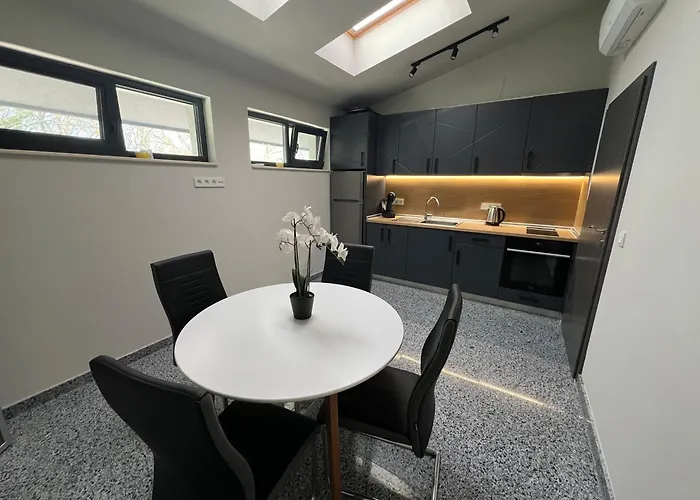 за гости крайморие парк Къща за гости *